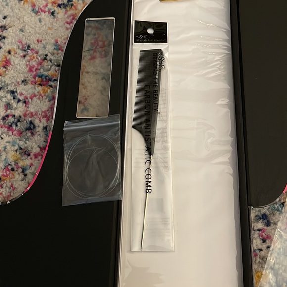 Halo hair extension-red hair. With hanger and storage bag, extra cord, and comb. - Picture 9 of 10